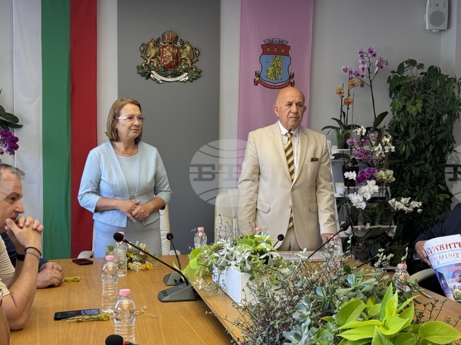 Община Казанлък разработва нов проект, който да продължи дейностите по социализирането на паметника "Бузлуджа"