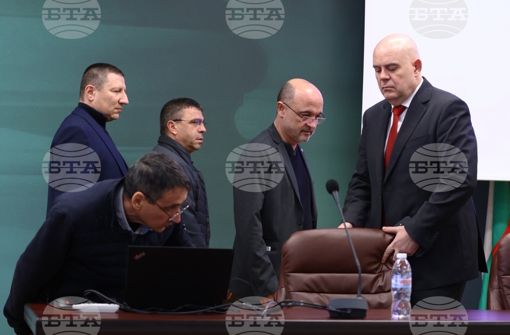 НСлС - мигранти - пресконференция