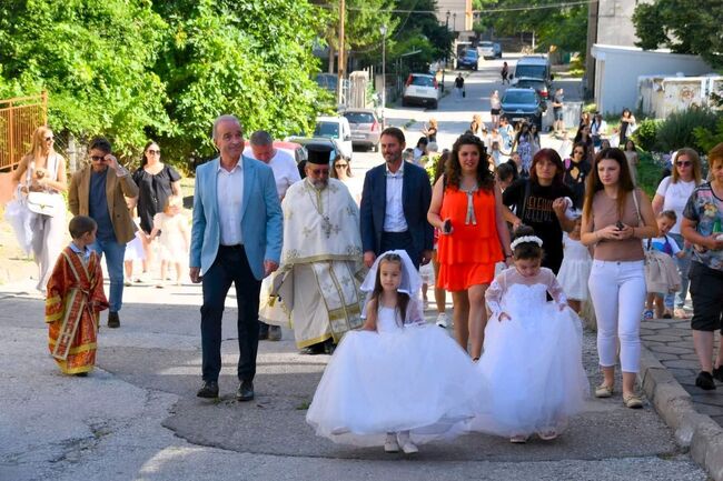 Калиниците в Асеновград: Градът отново „облече“ бяла премяна