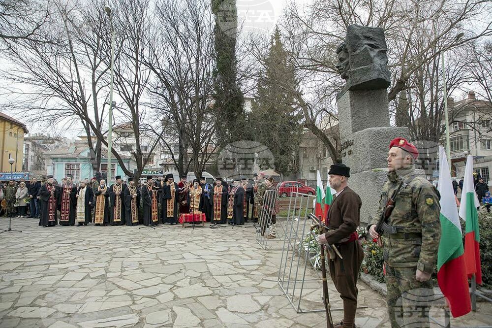 С поднасяне на венци и цветя ще отбележат 151 години от гибелта на Васил Левски в Стара Загора