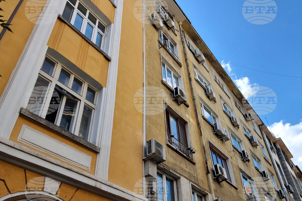 Continue the Change Issue Position on Hungary Elections