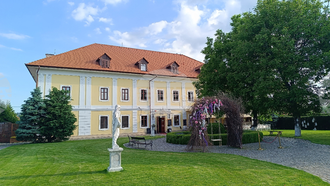 Румъния - Огра - замък