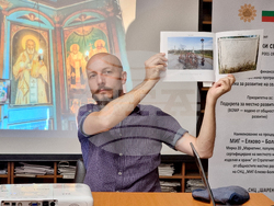 Ямбол - фотокнига „Християнски светини” - представяне