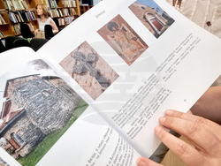 Ямбол - фотокнига „Християнски светини” - представяне