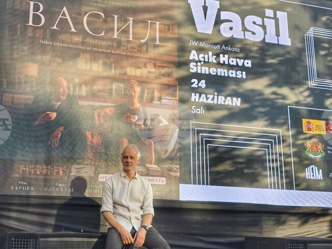 Bulgarian Actor Ivan Barnev Receives Standing Ovation at Screening of “Vasil” in Ankara
