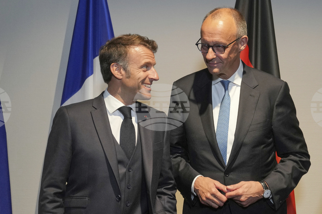 Германският канцлер ще посрещне френския президент на вечеря в Берлин