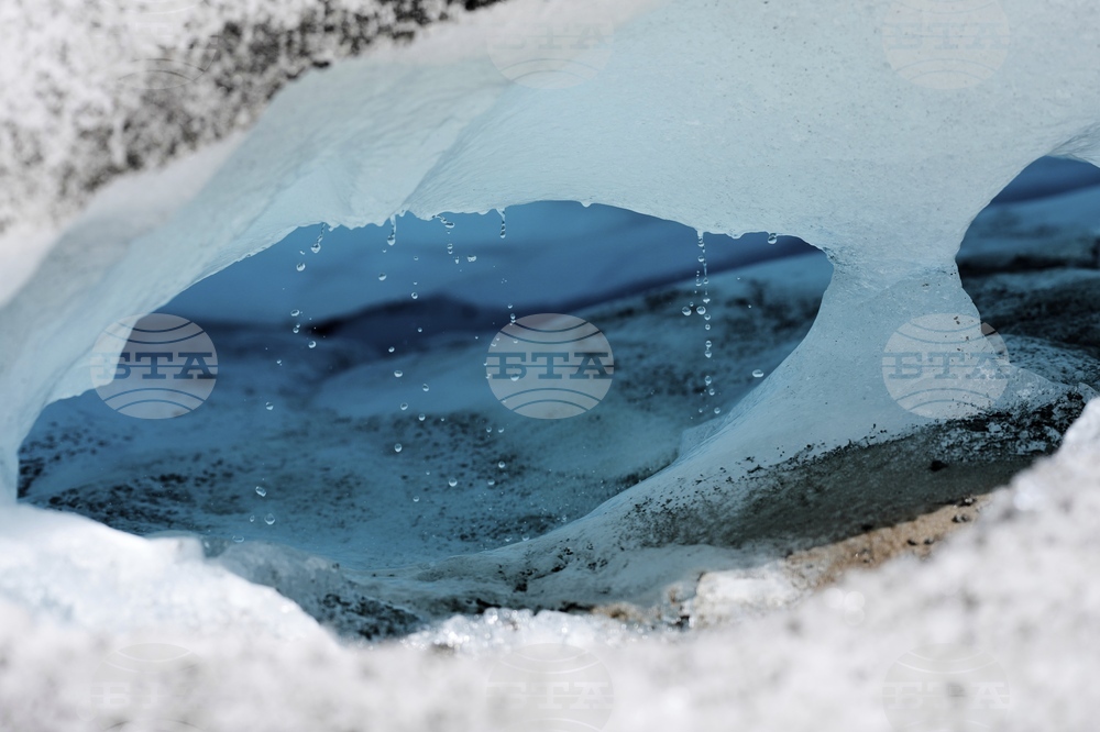 Climate Switzerland Melting Glaciers