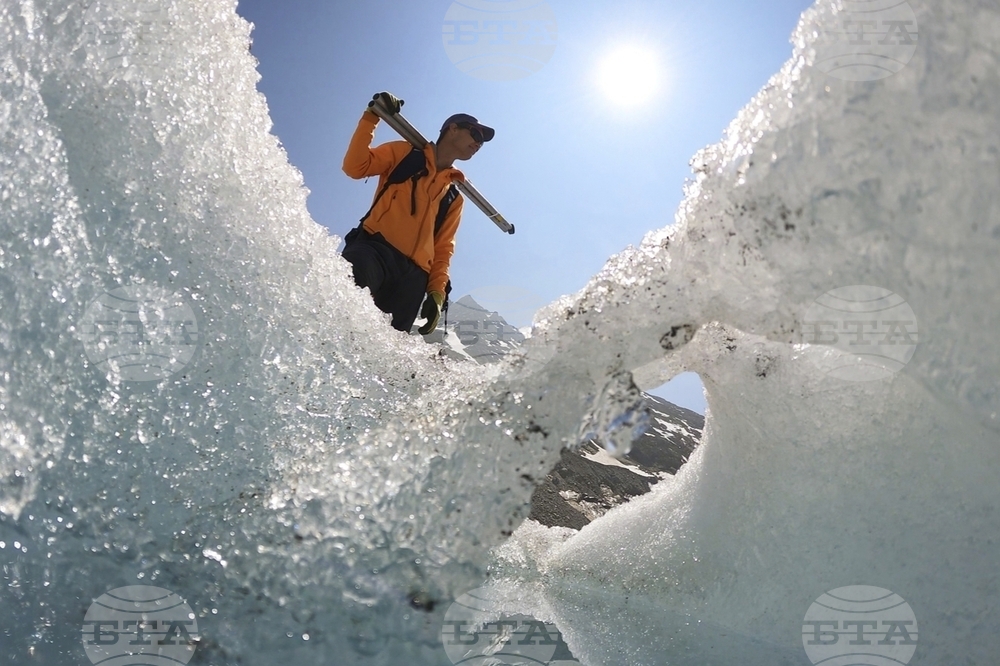 Climate Switzerland Melting Glaciers