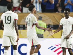 CWC ES Tunisie Chelsea Soccer