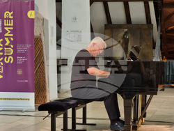 Варна - ММФ „Варненско лято“ - концерт на Едуард Кутровац и Катерина Титова