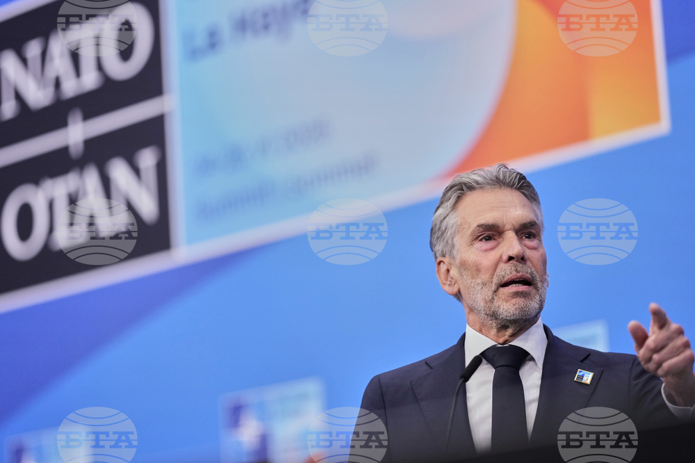 Ще има единство на срещата на върха на НАТО, каза нидерландският премиер Дик Схоф