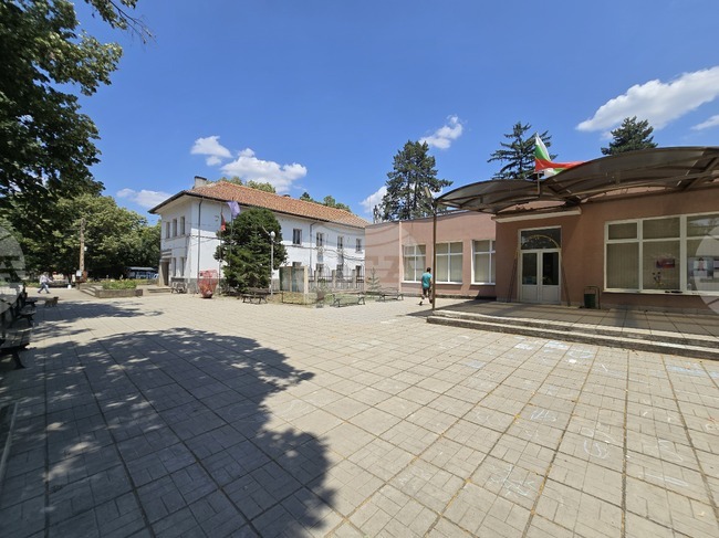 В Липница отбелязват събора си с концерт, празнична заря и дискотека на открито 