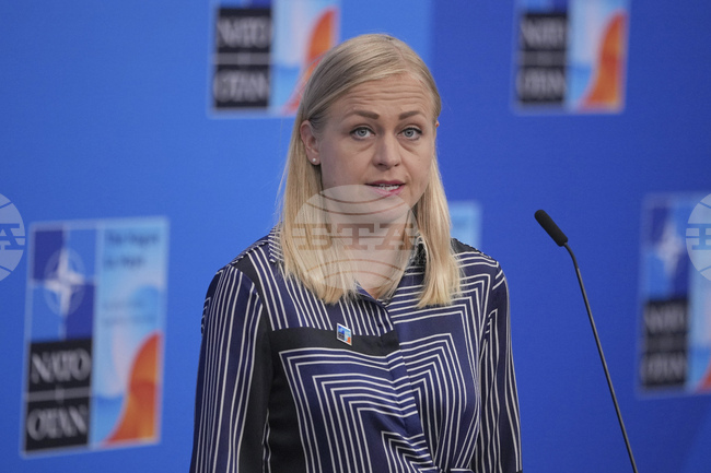 САЩ трябва да продължат с налагането на санкции на Русия, заяви финландската външна министърка