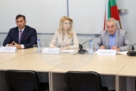 Национална агенция за приходите - Комисия за защита на конкуренцията - Комисия за защита на потребителите - брифинг