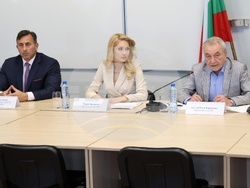 Национална агенция за приходите - Комисия за защита на конкуренцията - Комисия за защита на потребителите - брифинг