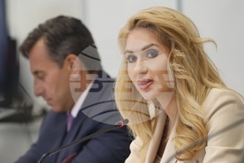 Национална агенция за приходите - Комисия за защита на конкуренцията - Комисия за защита на потребителите - брифинг