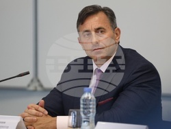 Национална агенция за приходите - Комисия за защита на конкуренцията - Комисия за защита на потребителите - брифинг