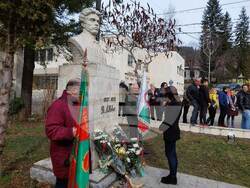 Снимка: Община Тетевен - Тетевен отбеляза 150 години от гибелта на Апостола на свободата Васил Левски