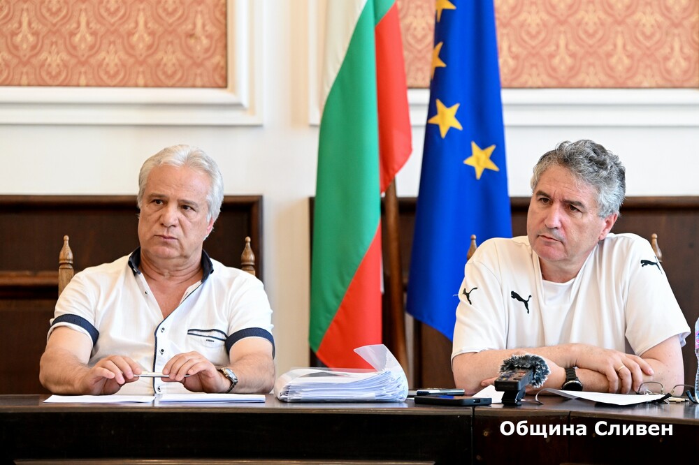 Община Сливен: Общинският съвет ще гласува изменение на бюджета и утвърждаване на програмата за стипендиите