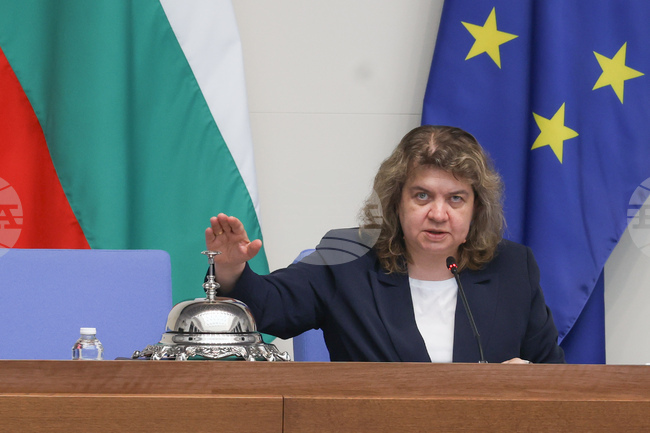 Мюмюн Мюмюн от „Алианс за права и свободи“ напуска парламентарната група, съобщи Наталия Киселова