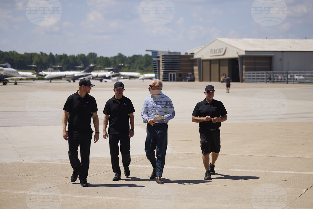 Flexjet Hosts the NHRA Factory Stock Showdown