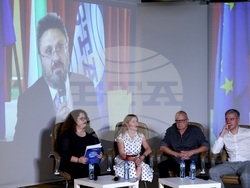 Зала „МаксиМ“ - списание ЛИК - представяне