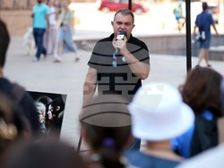 Протест - БОЕЦ - Десислава Иванчева