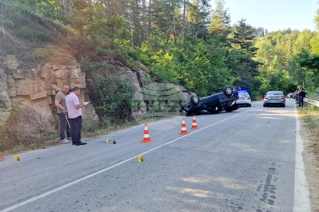 През изминалото денонощие 25 души са ранени при катастрофи в страната, един е загинал