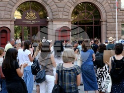 Протест - БОЕЦ - Десислава Иванчева