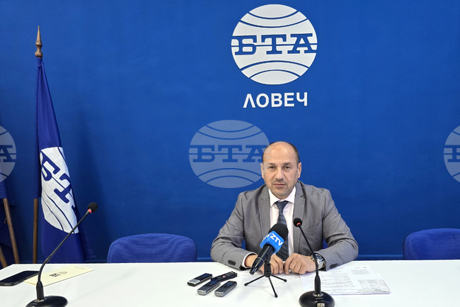 Кметът на Ловеч отново предлага увеличение на местните данъци и такси