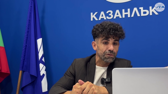 Житейският път на Кристо е интересно изследователско поле, каза в Казанлък изкуствоведът д-р Пламен Петров