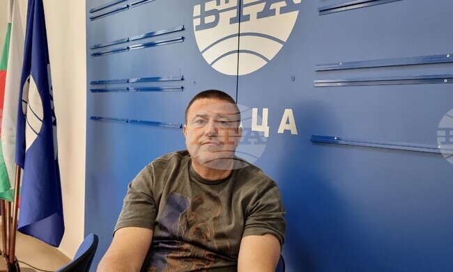 Изкуството на Кристо и Жан-Клод не се наблюдава, то се живее, каза художникът Александър Василев - Василевса във Враца