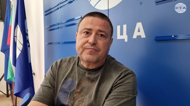 Изкуството на Кристо и Жан-Клод не се наблюдава, то се живее, каза художникът Александър Василев - Василевса във Враца