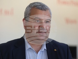 Албания - Село Големо Острени - дарения