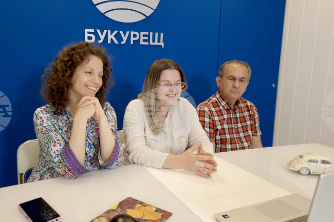 Following Christo: A Bulgarian-Romanian Couple’s Journey Through Art 