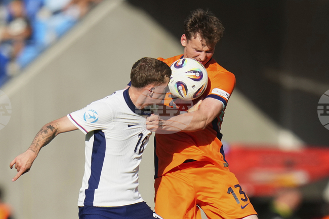 Кьолн счупи трансферния си рекорд, като привлече нидерландски защитник от Мидълзбро