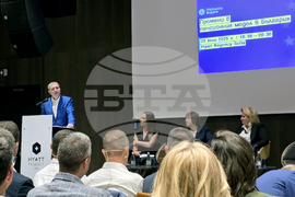 Конференция на тема „Промени в пенсионния модел в България“