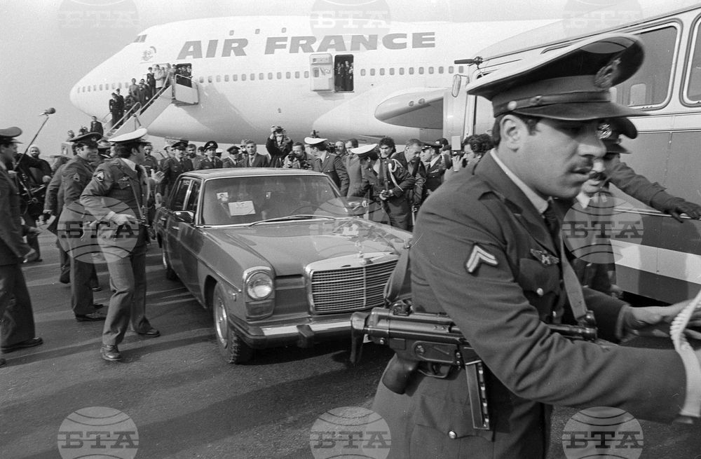 United States Iran Uneasy History