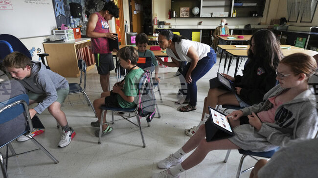 Изкуственият интелект може да попречи на умението за учене, предупреди Организацията за икономическо сътрудничество и развитие