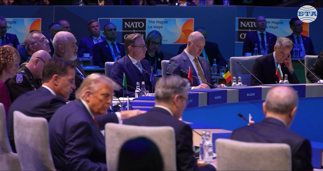 България е в процес на трансформация на своите отбранителни способности, обяви премиерът Желязков в Хага, след като НАТО утвърди 5% от БВП като цел за разходи