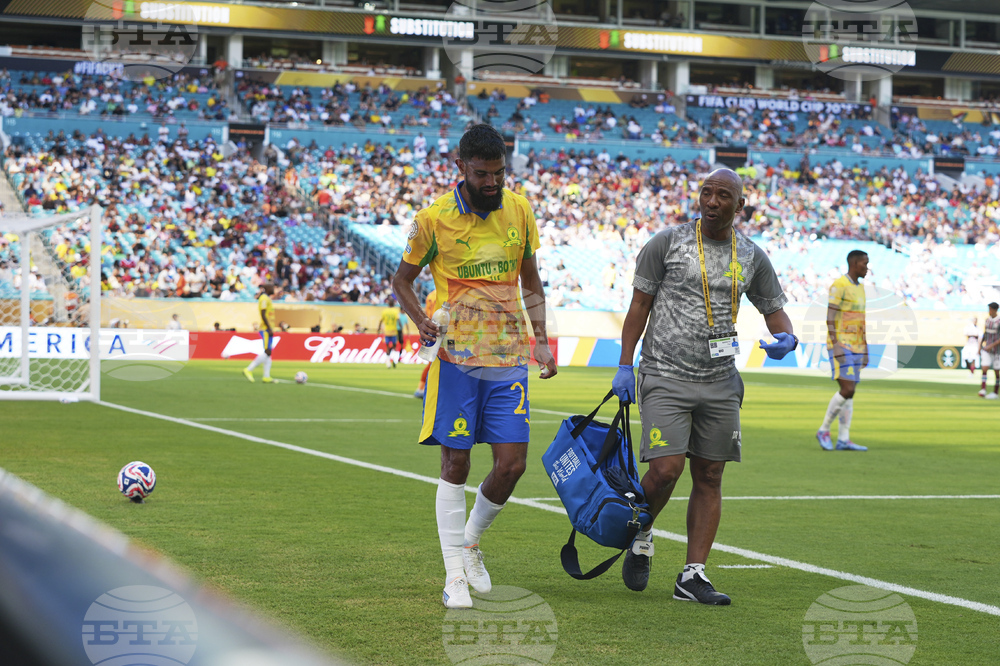 CWC Mamelodi Sundowns Fluminense Soccer