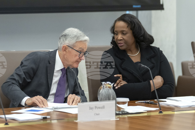 Доналд Тръмп поиска оставката на член на Управителния съвет на УФР след обвинения в ипотечна измама