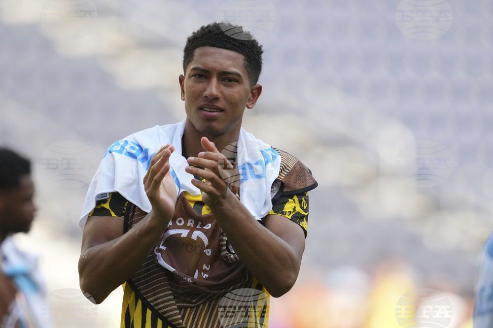 Футболистът на Борусия Дортмунд Джоб Белингам не се притеснява, че ще бъде сравняван с брат си Джуд Белингам