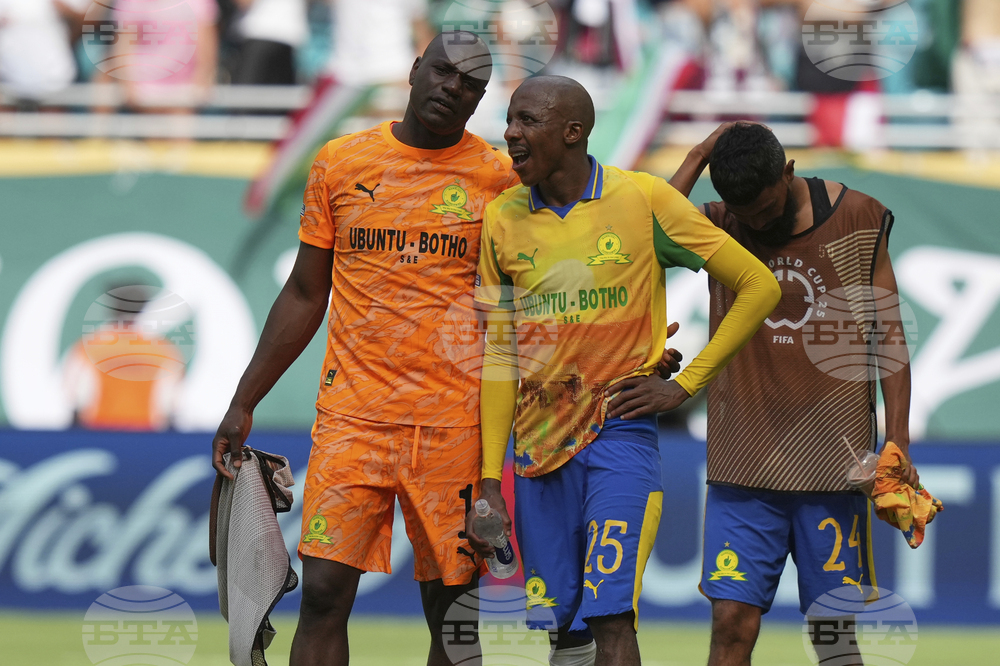 CWC Mamelodi Sundowns Fluminense Soccer