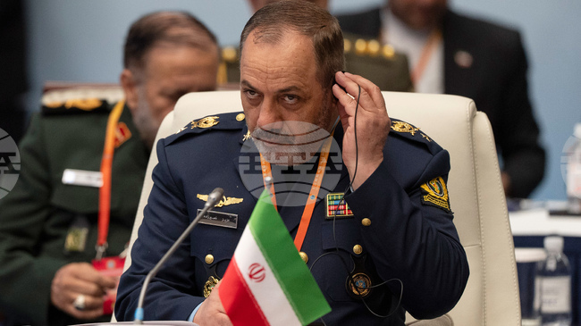 Ройтерс: Иранският министър на отбраната и командващият елитните революционни гвардейци са били убити при израелски удари