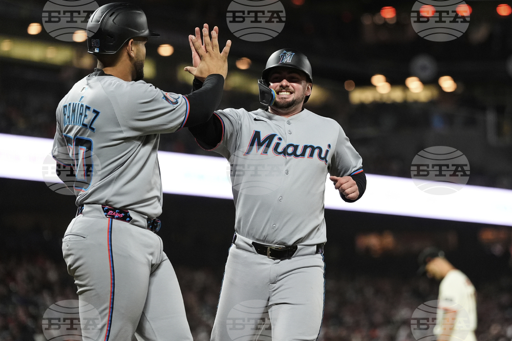 Marlins Giants Baseball
