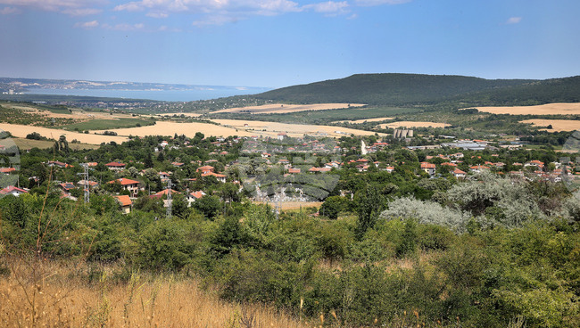 Споделянето на приходите от облагането на доходите на физическите лица с общините би довело до по-висока финансова автономия на местно ниво, според анализ на ИПИ