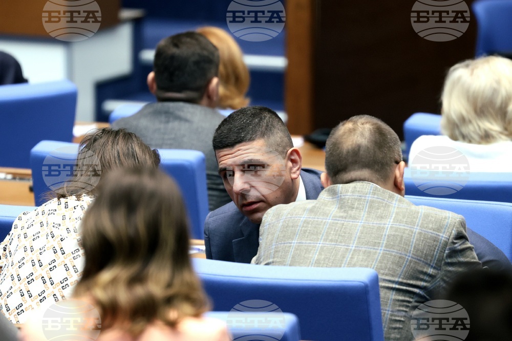 CC-DB Coalition Will Not Split to Please Borissov and Peevski, CC-DB MP Ivaylo Mirchev Says