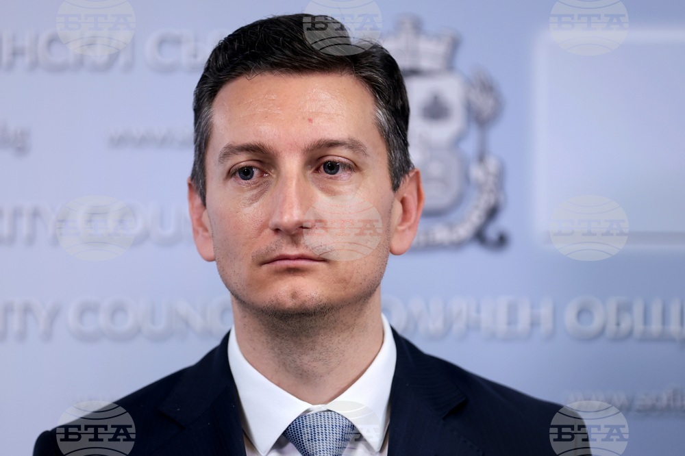 Иван Василев напуска поста заместник-кмет по финанси на София след смяната на обслужващата банка на общината