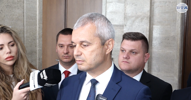 Откъде ще дойдат средствата за увеличаване на разходите за отбрана, питат от „Възраждане“